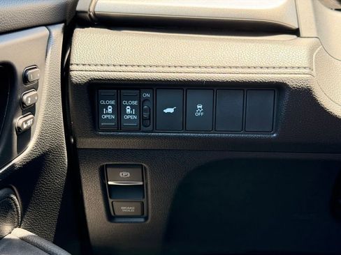 Used 2025 Honda Odyssey EX-L image 26