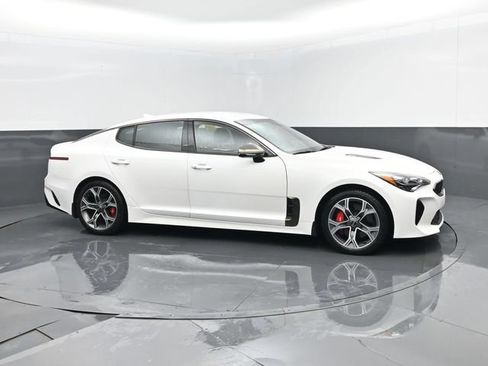Used 2018 Kia Stinger GT AWD/4WD image 22