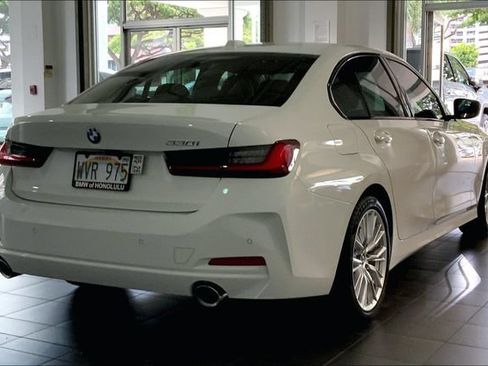 Certified 2023 BMW 330i Sedan w/ Convenience Package RWD image 6
