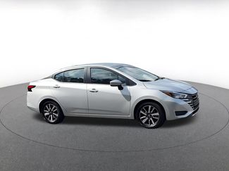 Used 2025 Nissan Versa SV FWD video 2
