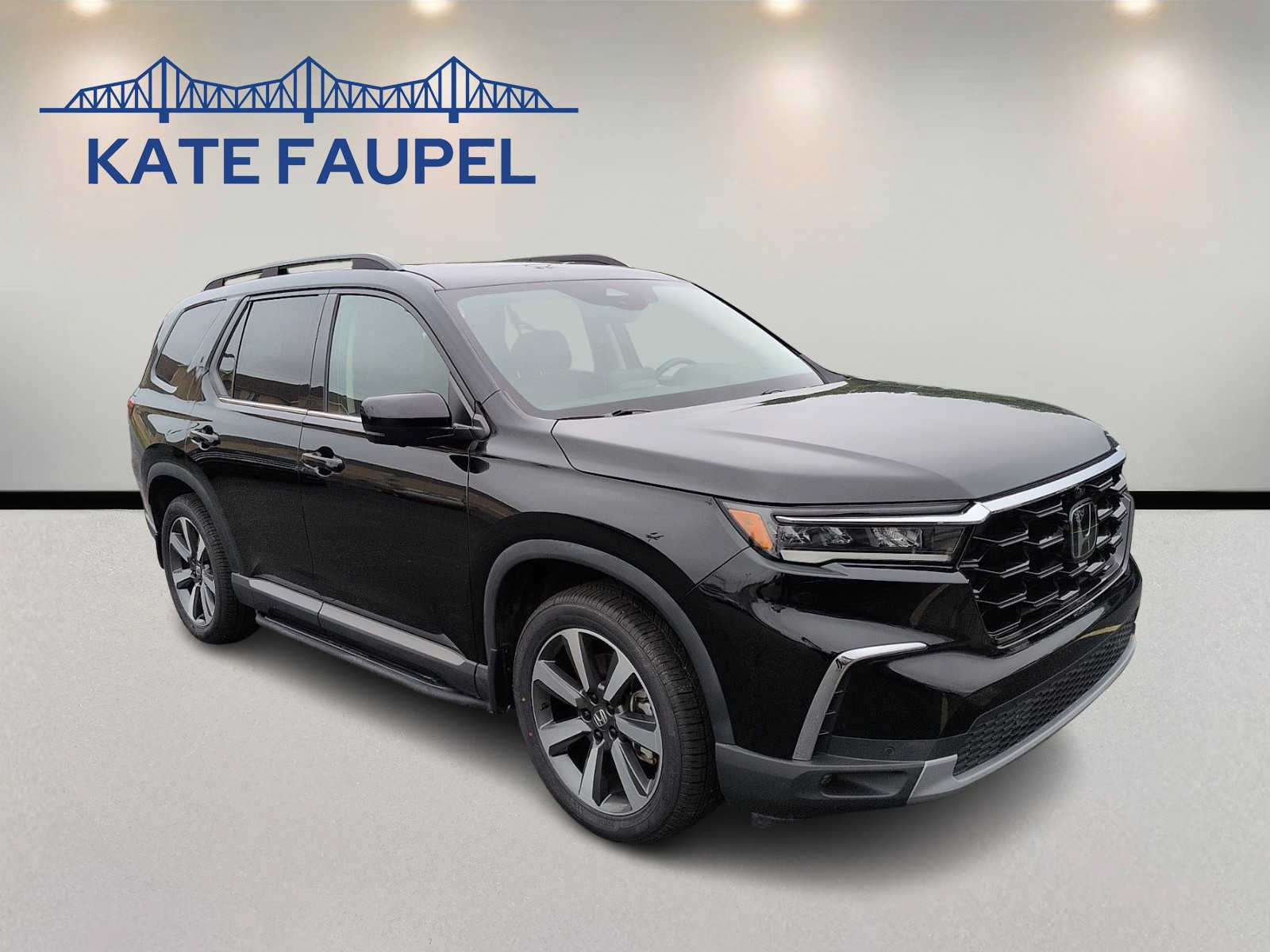 Used 2024 Honda Pilot Elite image 1