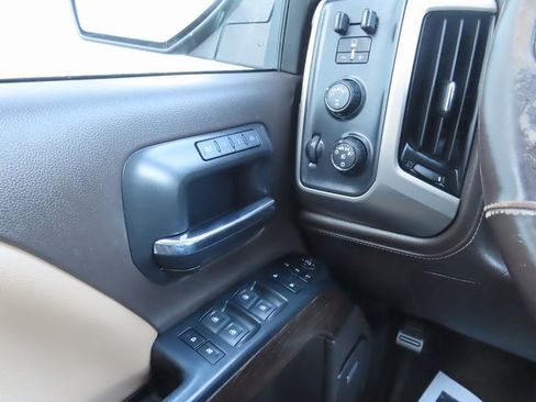 Used 2018 GMC Sierra 1500 Denali image 32