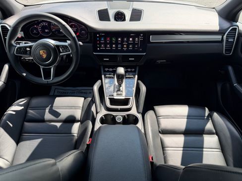 Certified 2023 Porsche Cayenne Platinum Edition AWD/4WD image 15