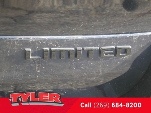 Certified 2024 Jeep Grand Cherokee L Limited w/ Luxury Tech Group II AWD/4WD image 13