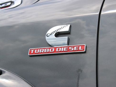 Used 2024 RAM 2500 Big Horn w/ Sport Appearance Package AWD/4WD image 20