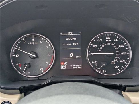 Certified 2025 Subaru Outback Premium image 11