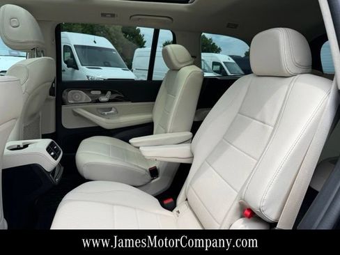 Certified 2026 Mercedes-Benz GLS 450 4MATIC image 23