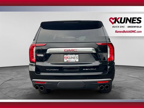 Used 2024 GMC Yukon XL Denali w/ Denali Reserve Package AWD/4WD image 9