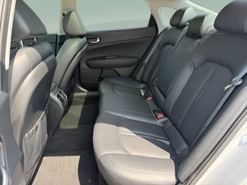 Used 2017 Kia Optima EX w/ Premium Package FWD image 24