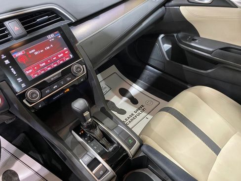 Used 2016 Honda Civic EX-T image 16