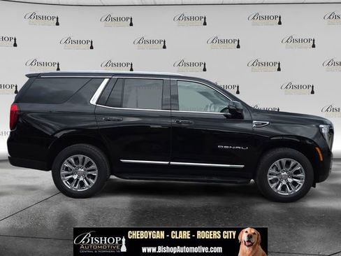 Used 2025 GMC Yukon Denali w/ LPO, Floor Liner Package AWD/4WD image 16