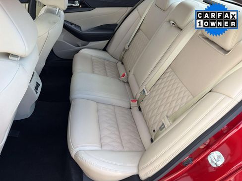 Used 2023 Nissan Maxima Platinum w/ Sport Mat Group FWD image 23