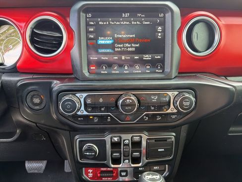 Used 2019 Jeep Wrangler Unlimited Rubicon AWD/4WD image 36