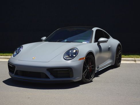 Certified 2024 Porsche 911 Carrera 4 GTS AWD/4WD image 1