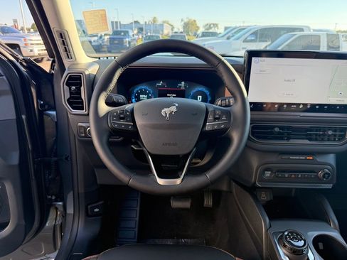 New 2025 Ford Bronco Sport Outer Banks w/ Outer Banks Tech Package+ AWD/4WD image 15