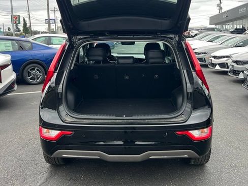 Certified 2024 Kia Niro Wind FWD image 10