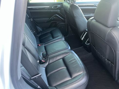Used 2015 Porsche Cayenne Diesel image 19
