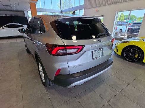 Used 2024 Ford Escape Active AWD/4WD image 10