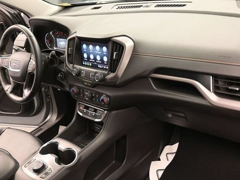 Used 2024 GMC Terrain AT4 AWD/4WD image 30