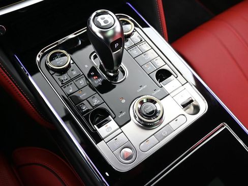 New 2026 Bentley Flying Spur Plug-In Hybrid image 23