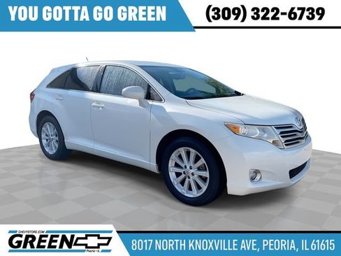 Used 2011 Toyota Venza FWD image 1
