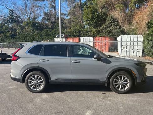 Used 2023 Honda CR-V EX-L image 12