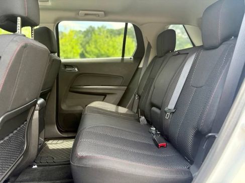Used 2015 GMC Terrain SLE w/ Chrome Package AWD/4WD image 27