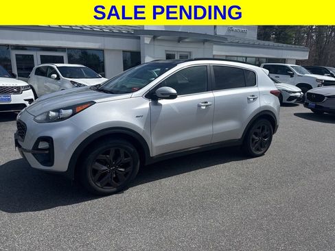Used 2020 Kia Sportage S w/ S Sunroof Package AWD/4WD image 1