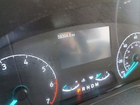 Used 2023 Ford Transit 350 XLT image 10