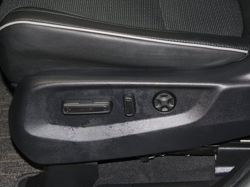 Used 2025 Honda Odyssey Elite image 11