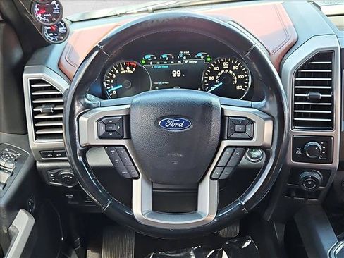 Used 2018 Ford F150 Platinum w/ Equipment Group 701A Luxury AWD/4WD image 14