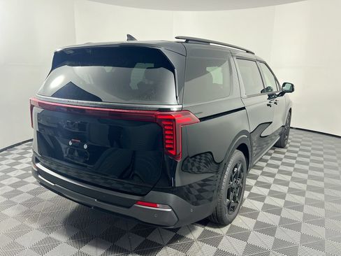 New 2027 Kia Carnival SX w/ Dark Edition Package FWD image 3