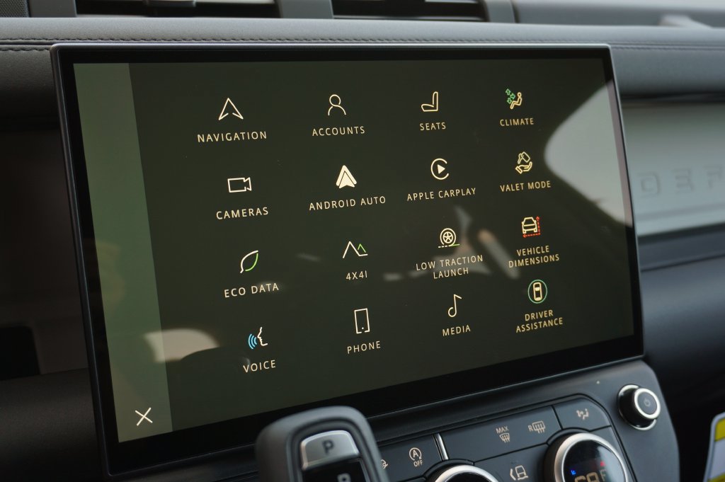 New 2026 Land Rover Defender 110 S AWD/4WD image 19