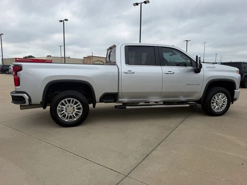 Used 2021 Chevrolet Silverado 2500 High Country w/ Z71 Off-Road Package AWD/4WD image 22