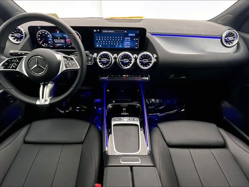 Used 2026 Mercedes-Benz GLA 250 image 14