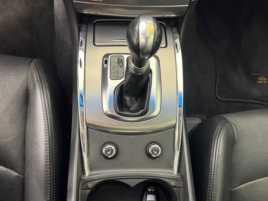 Used 2015 INFINITI Q40 w/ Navigation Package RWD image 15