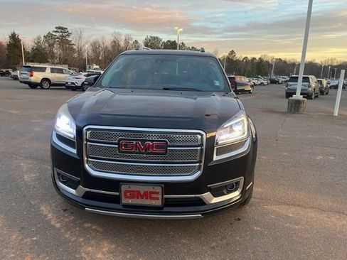 Used 2014 GMC Acadia Denali image 2