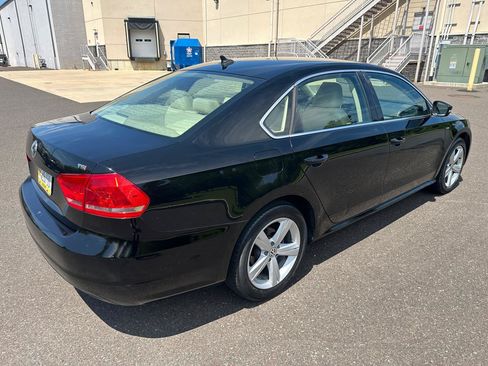 Used 2015 Volkswagen Passat 1.8T Limited Edition FWD image 6