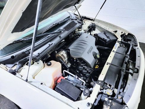 Used 2002 Buick Le Sabre Limited w/ Driver Confidence Pkg image 12