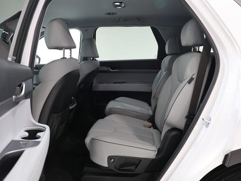Used 2025 Hyundai Palisade SEL AWD/4WD image 29