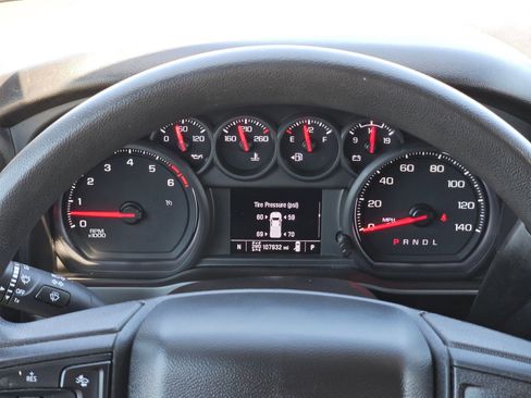 Used 2024 Chevrolet Silverado 2500 Custom w/ Custom Value Package image 19