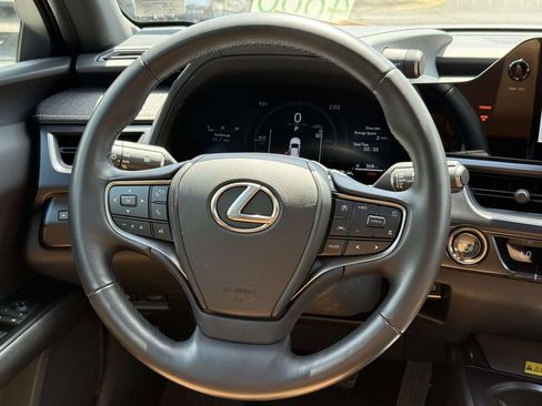 Used 2025 Lexus UX 300h AWD w/ Accessory Package (Z1) image 9