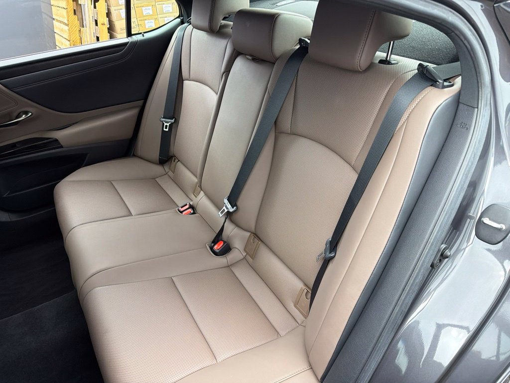 Used 2023 Lexus ES 350 w/ Premium Package FWD image 22