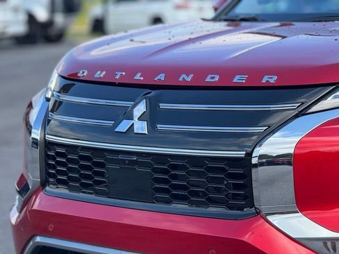 New 2025 Mitsubishi Outlander SE FWD image 5