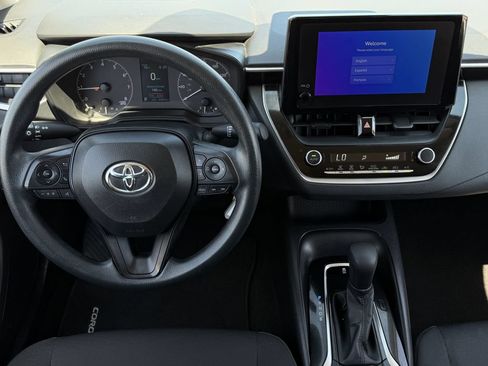 Used 2023 Toyota Corolla LE FWD image 12