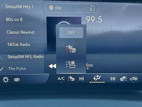 Used 2025 Buick Enclave Avenir w/ Super Cruise Package AWD/4WD image 51