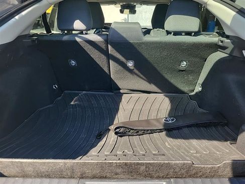 Used 2023 Toyota Prius LE image 9