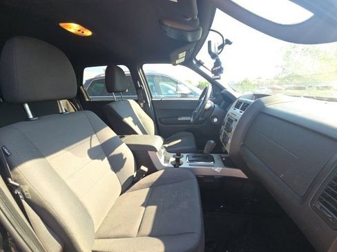 Used 2011 Ford Escape XLT FWD image 14