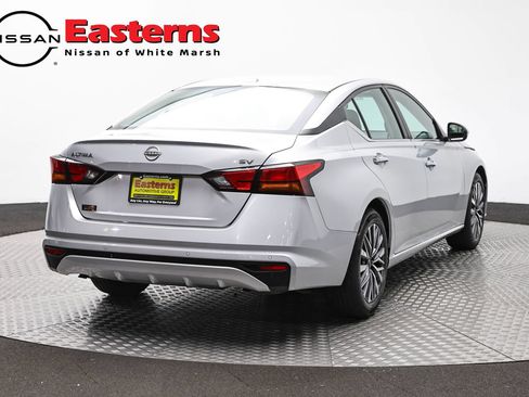 Used 2023 Nissan Altima 2.5 SV FWD image 5