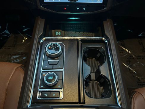 Used 2022 Ford Expedition Max King Ranch image 12